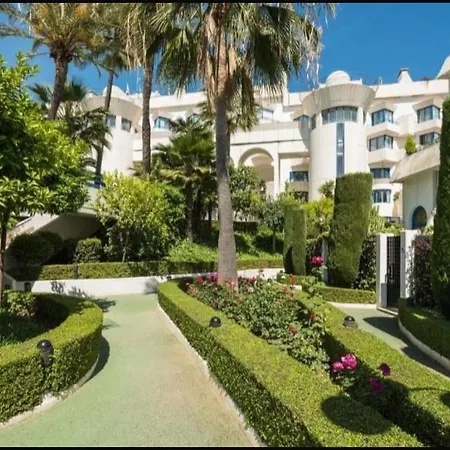 Center Beachfront For Vacation *